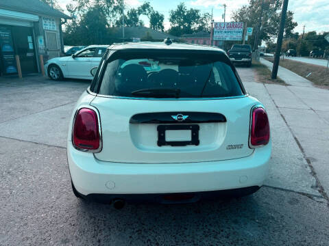 2016 MINI Hardtop 4 Door Cooper