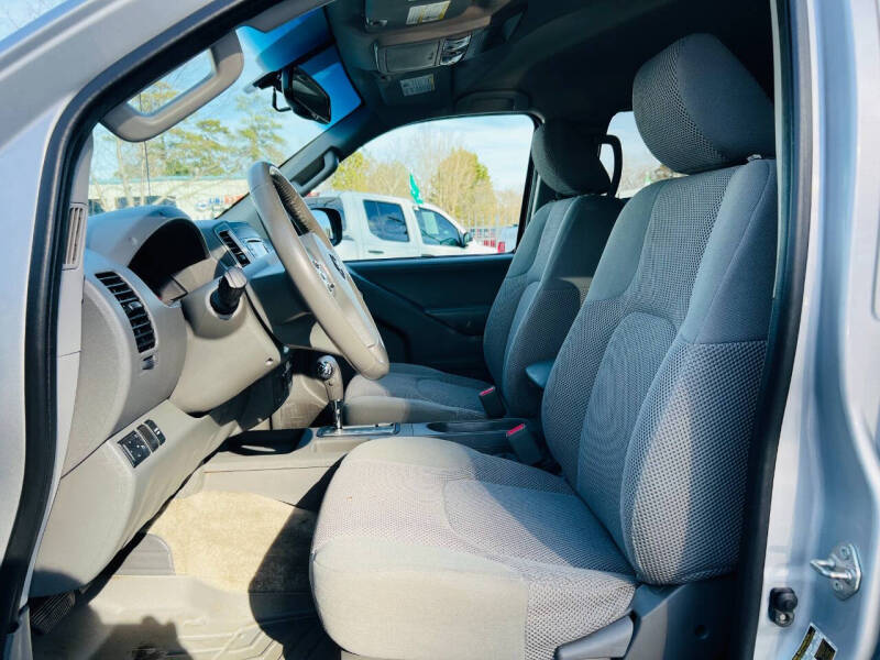 2017 Nissan Frontier SV