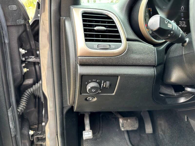 2015 Jeep Grand Cherokee Laredo