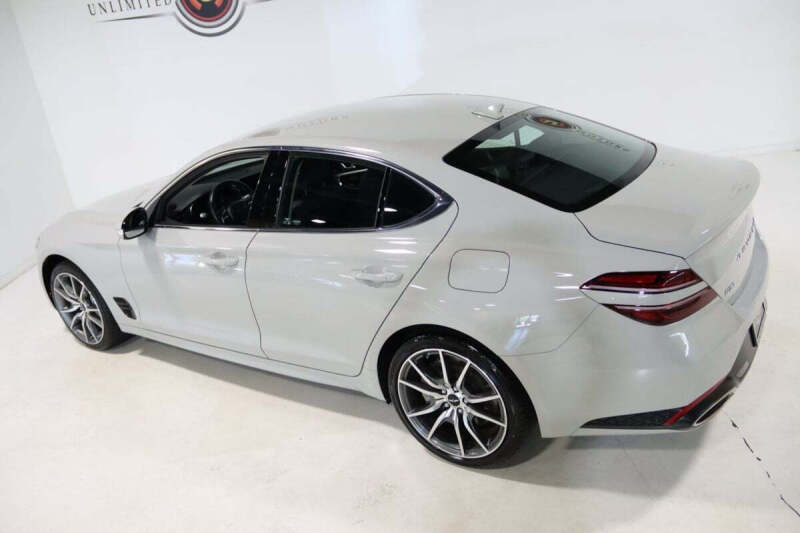 2025 Genesis G70