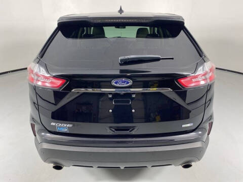 2020 Ford Edge SE