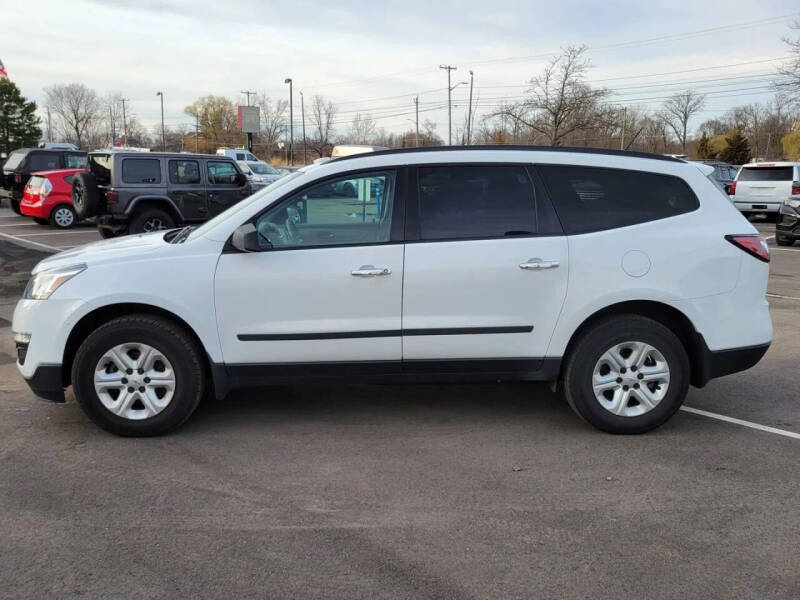 2017 Chevrolet Traverse LS