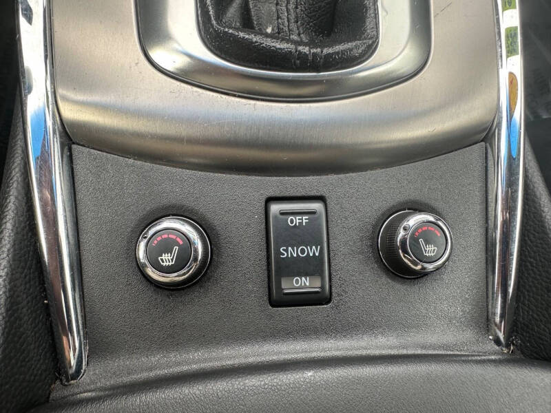 2013 Infiniti G37 Sedan x