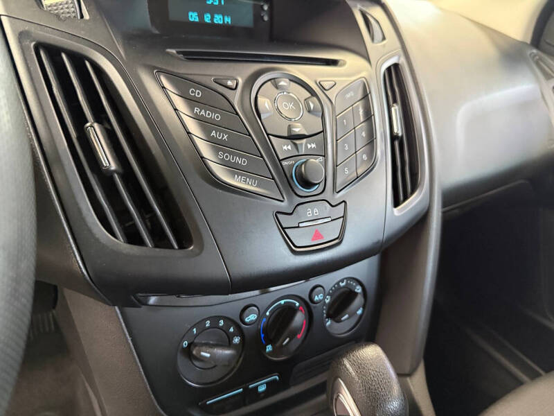 2012 Ford Focus S