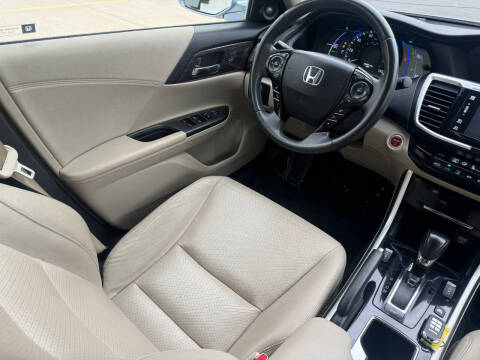 2017 Honda Accord Hybrid EX-L