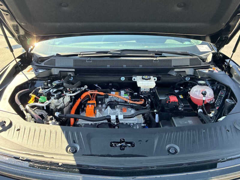 2024 Chevrolet Equinox EV Launch Edition