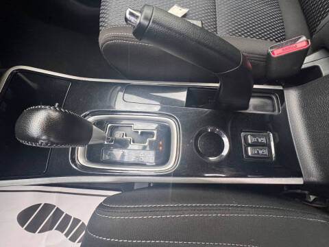 2018 Mitsubishi Outlander LE