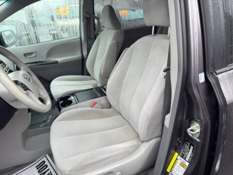 2013 Toyota Sienna