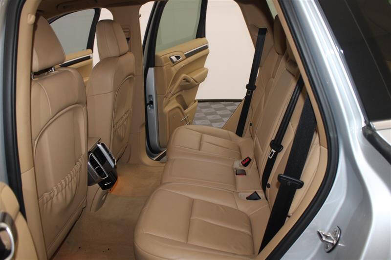 2012 Porsche Cayenne