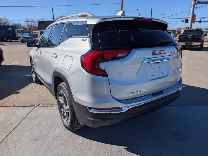 2020 GMC Terrain SLT