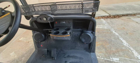 2018 E-Z-GO RXV 2+2