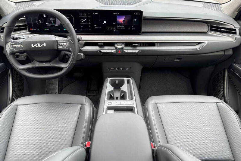 2026 Kia EV9 Light Long Range