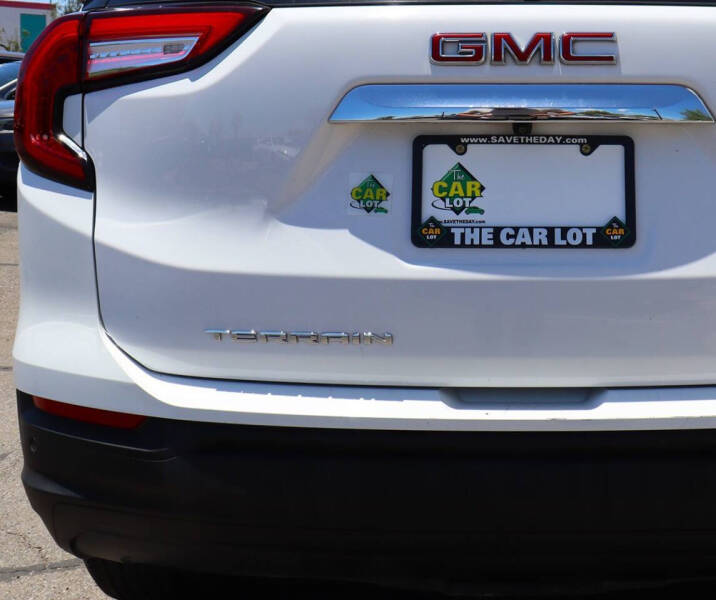 2022 GMC Terrain SLE