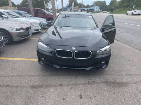 2012 BMW 3 Series for sale at Ideal Cars in Hamilton OH