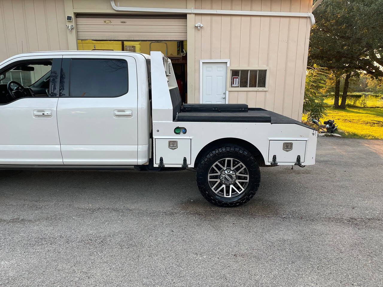 2017 Ford F-250 Super Duty for sale at Sthrn Truck & Auto, LLC. in Weatherford, TX