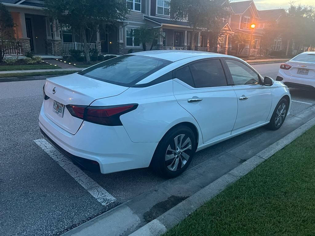 2021 Nissan Altima S photo 11