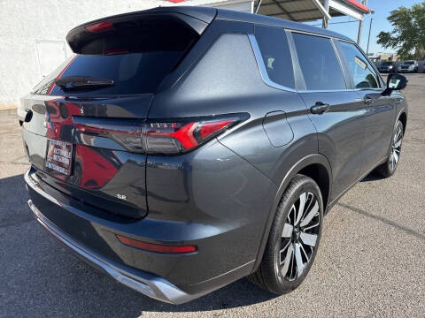 2025 Mitsubishi Outlander SE