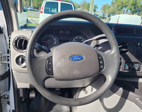 2015 Ford E-Series E-350 SD