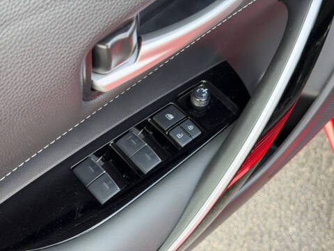 2025 Toyota Corolla Hatchback XSE