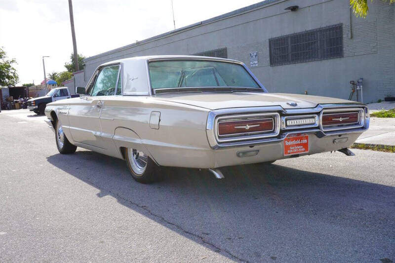 1964 Ford Thunderbird