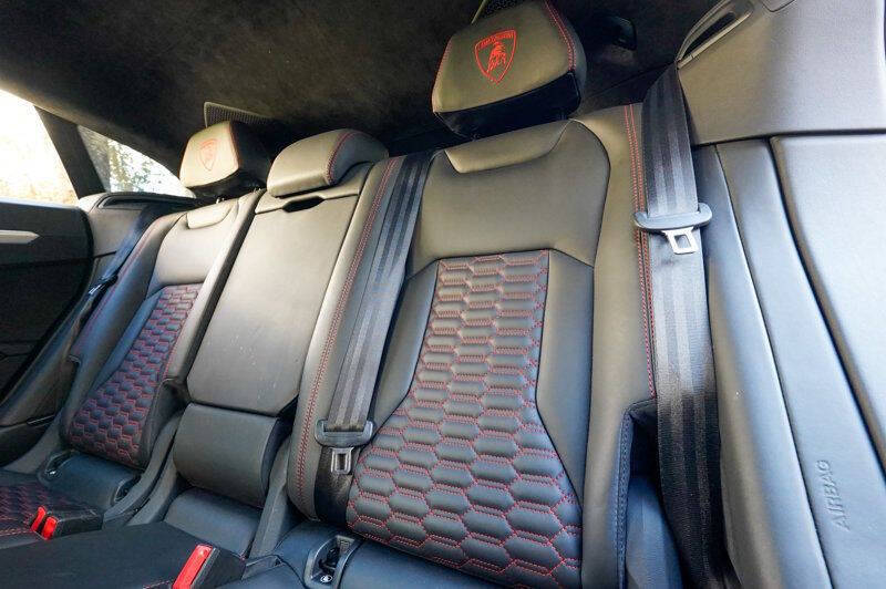 2019 Lamborghini Urus