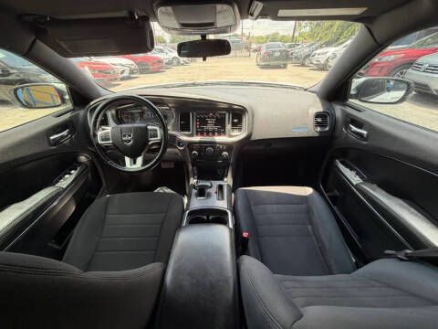 2013 Dodge Charger SE
