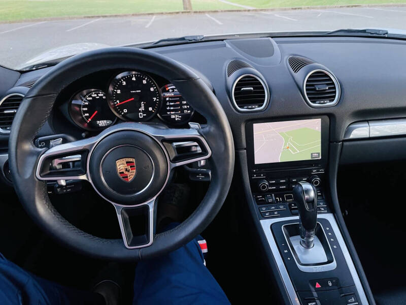 2018 Porsche 718 Cayman