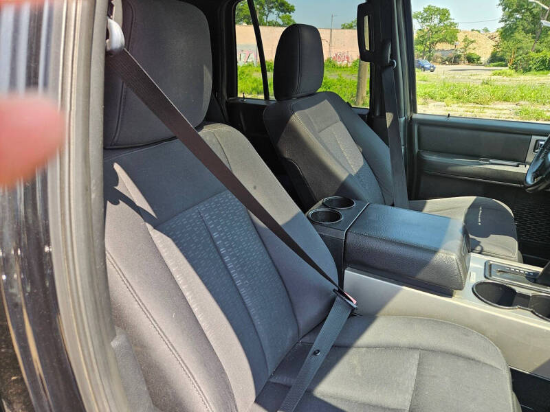 2017 Ford Expedition EL XLT