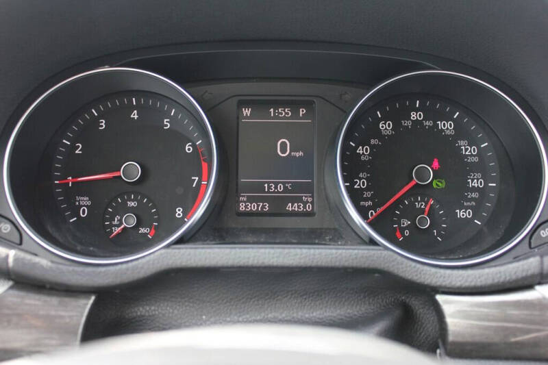 2016 Volkswagen Passat