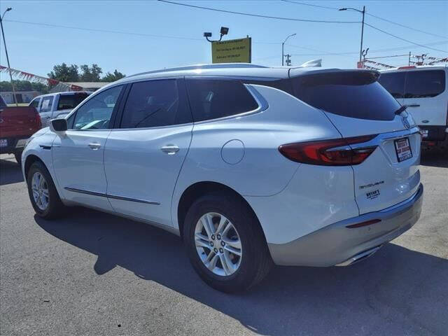 2020 Buick Enclave Essence