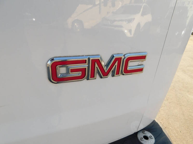 2017 GMC Savana 2500