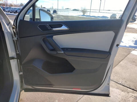 2018 Volkswagen Tiguan 2.0T SEL 4Motion