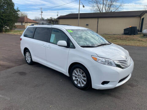 2016 Toyota Sienna for sale at Interstate Fleet Inc. Auto Sales in Colmar PA