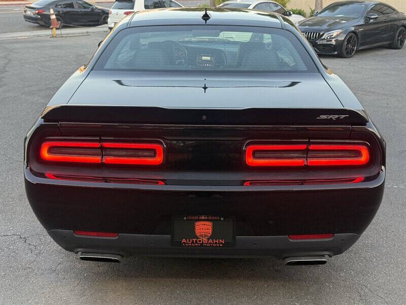 2016 Dodge Challenger SRT 392
