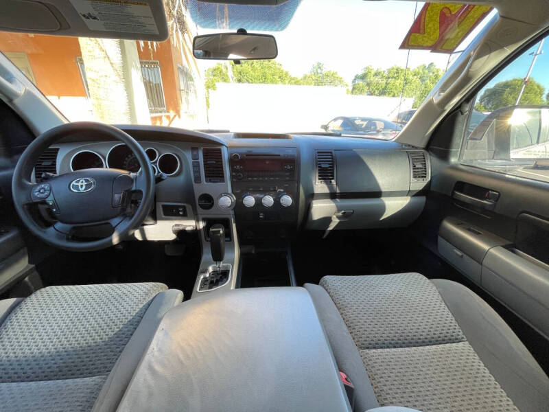 2012 Toyota Tundra Grade