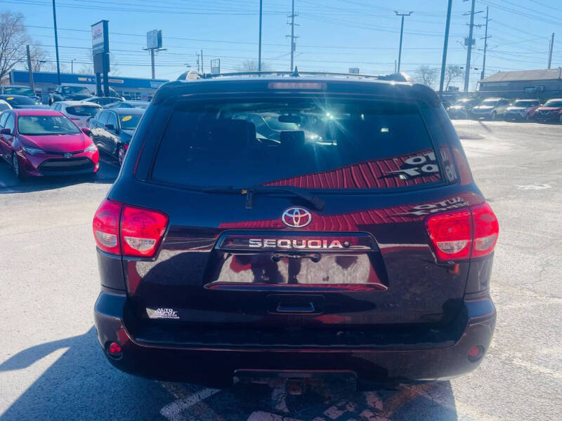 2012 Toyota Sequoia SR5