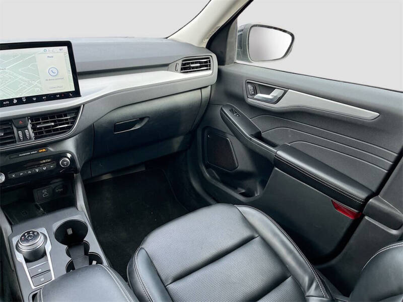 2023 Ford Escape Platinum