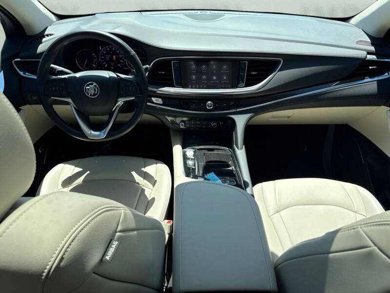 2023 Buick Enclave Premium