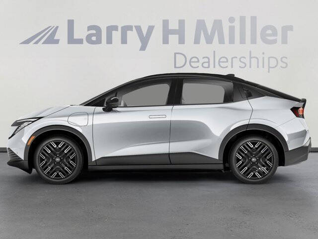 2026 Nissan LEAF Platinum+