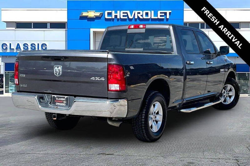 2017 RAM 1500 SLT