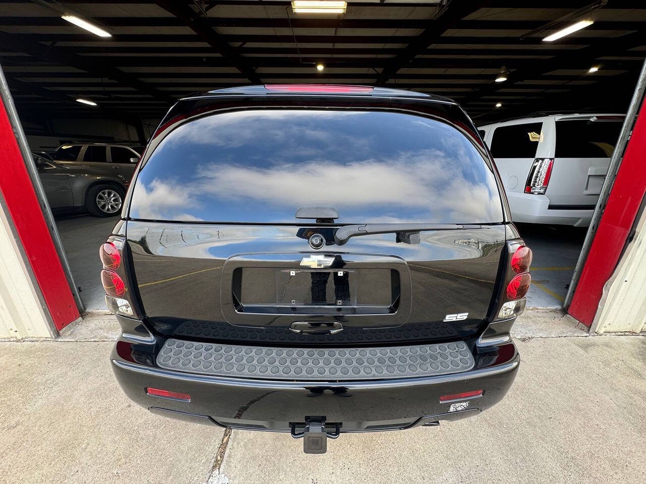 2008 Chevrolet TrailBlazer for sale at Carnival Car Company in Victoria, TX