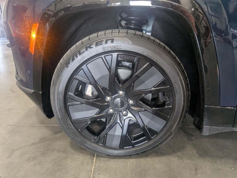 2025 Jeep Wagoneer S Launch Edition