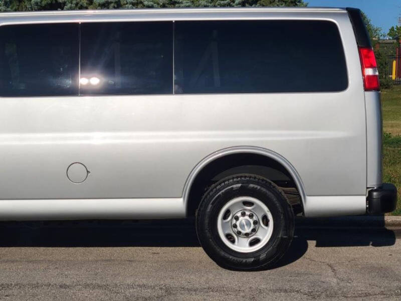 2019 Chevrolet Express LS 2500