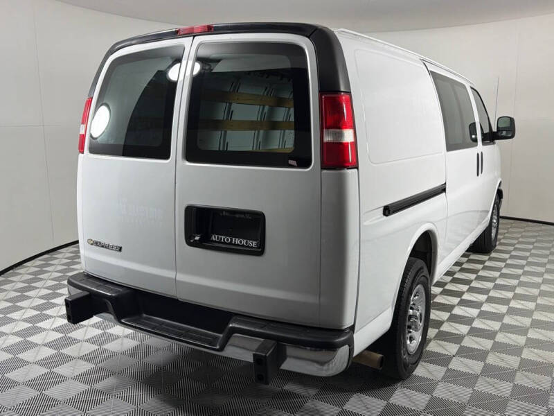 2020 Chevrolet Express 2500