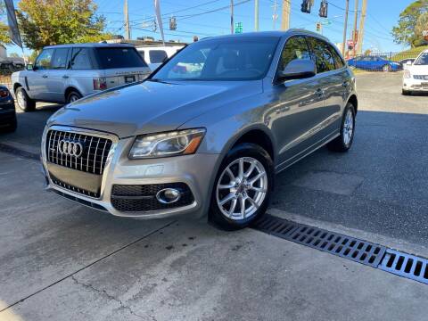 2010 Audi Q5 for sale at Michael's Imports in Tallahassee FL
