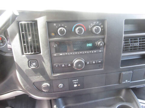 2025 GMC Savana 2500