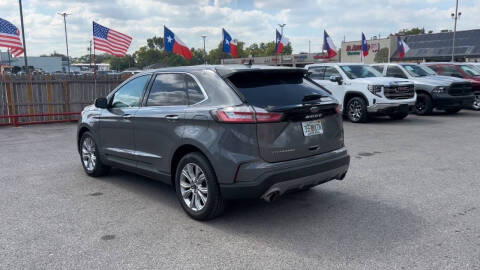 2024 Ford Edge Titanium