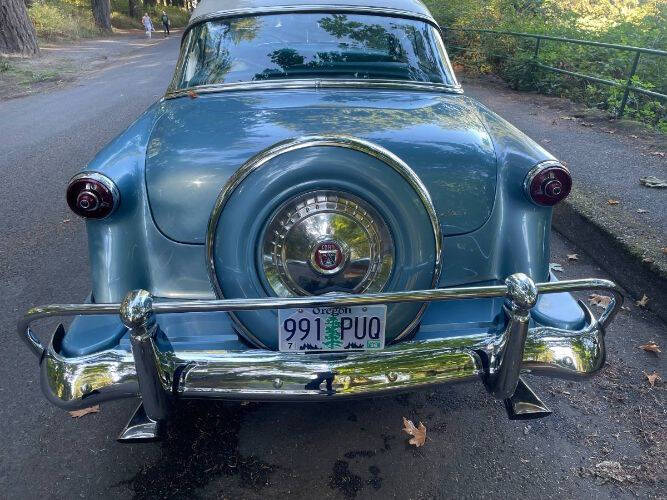 1954 Ford Crestline