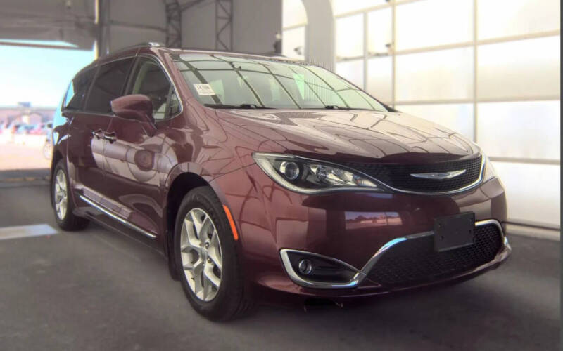 2018 Chrysler Pacifica Touring L
