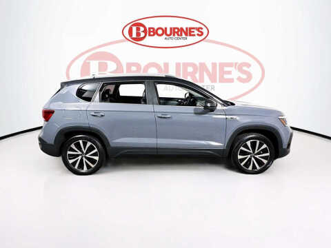 2023 Volkswagen Taos SE 4Motion